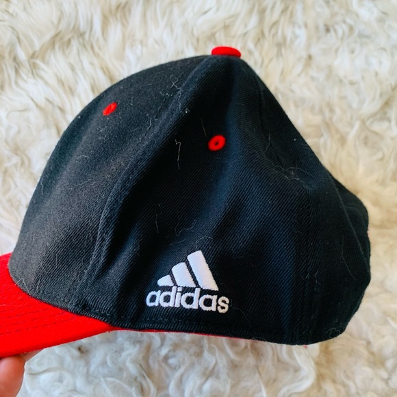 Adidas Chicago Bulls Fitted Hat - Picture 4 of 5